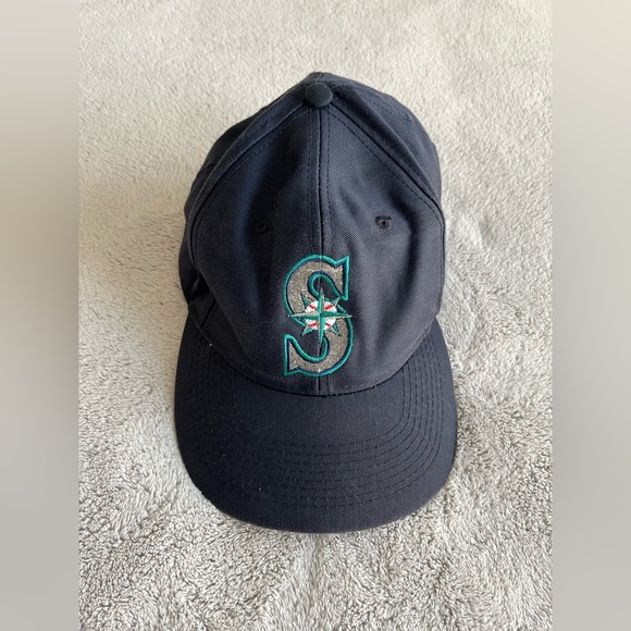 Vintage Navy Seattle Mariner’s Men’s Hat - Picture 3 of 14